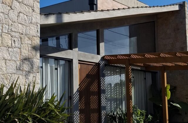 Construtora em Imbituba: Casa moderna e aconchegante! — Construtora Em Imbituba Sc 8 1